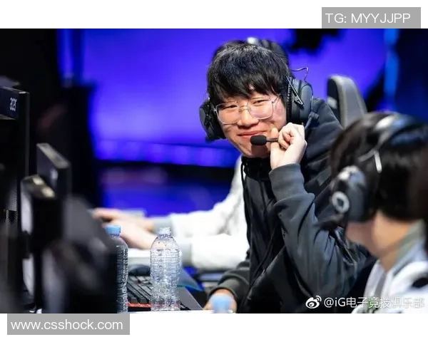 全球挑战赛特别报道：RNG逆袭之路展现团队精神与不屈斗志